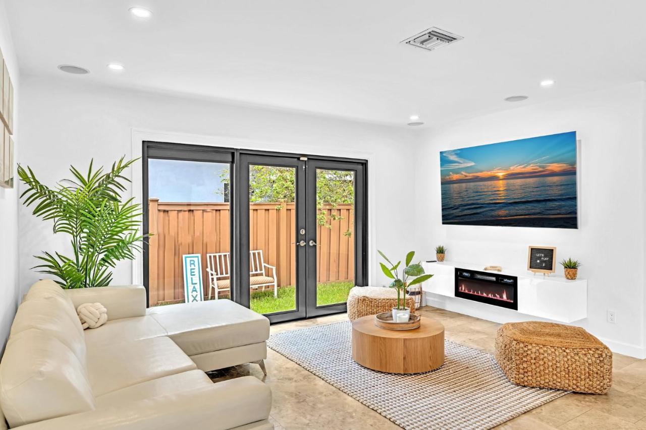 Tropical Oasis With Pool 10 Mins Airport & 5 Mins Beach Hollywood Exterior photo